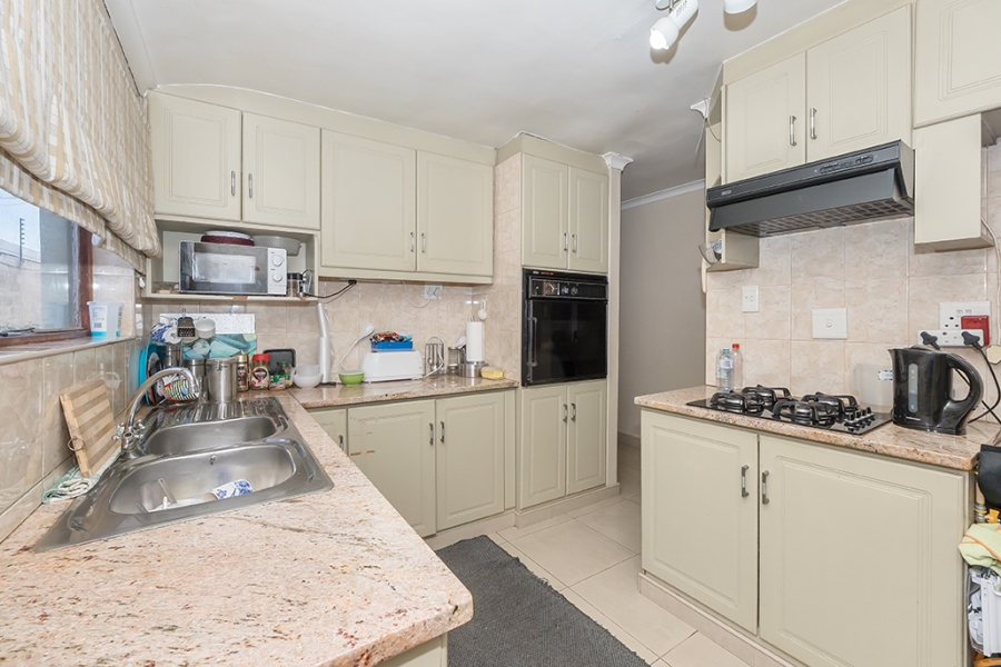 3 Bedroom Property for Sale in Ottery Western Cape